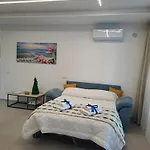Al Centro Di - Casa Bertolino アパート