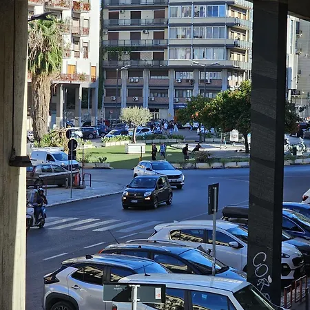 Al Centro Di - Casa Bertolino * Palermo