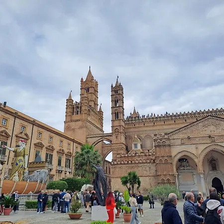 Al Centro Di - Casa Bertolino Палермо